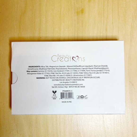 Esmeralda by Beauty Creations Eyeshadow Palette - Picture 5 of 5